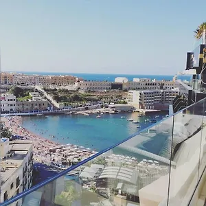 Express - Malta By Ihg מלון